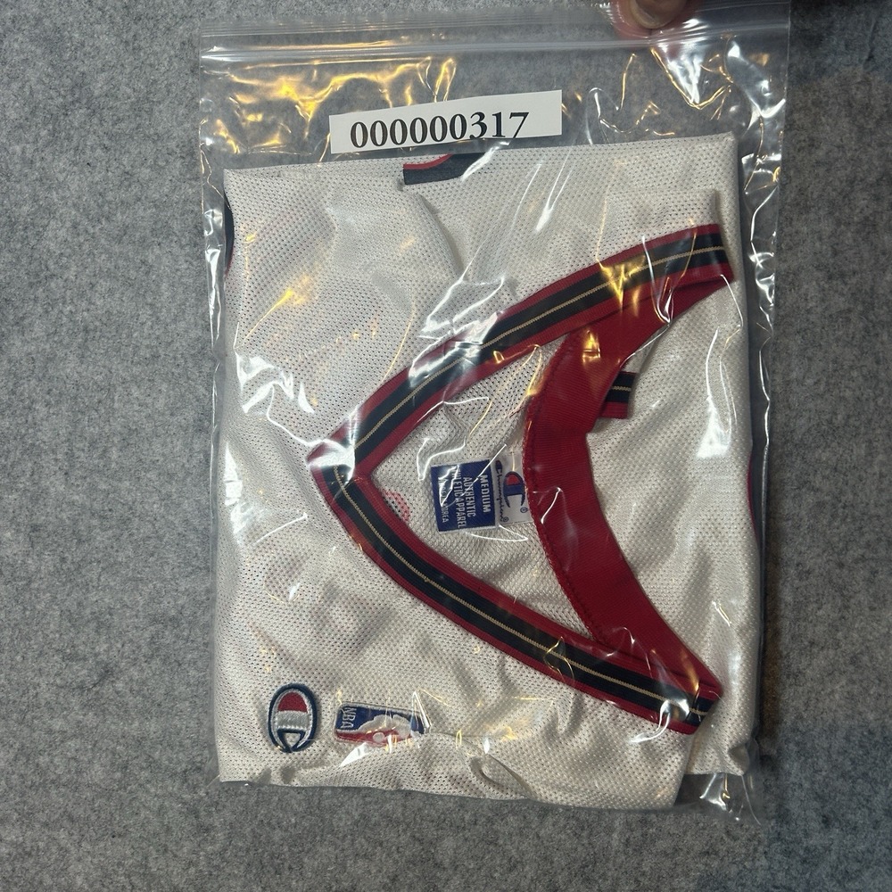 VTG 90's Allen Iverson #3 Philadelphia 76ers Jersey Men's Medium 40 White NBA - Picture 16 of 16